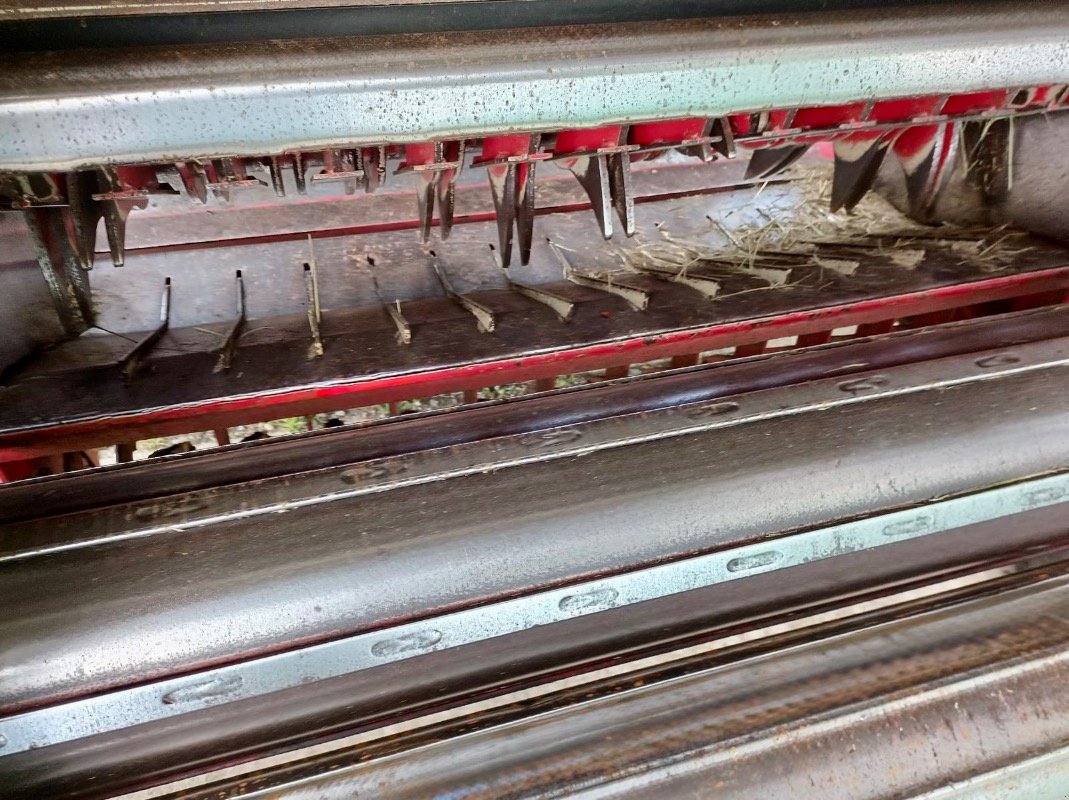 Rundballenpresse van het type Lely Welger RP 220 Farmer, Gebrauchtmaschine in Liebenwalde (Foto 8)