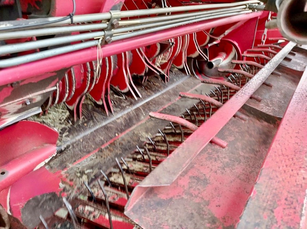 Rundballenpresse van het type Lely Welger RP 220 Farmer, Gebrauchtmaschine in Liebenwalde (Foto 7)