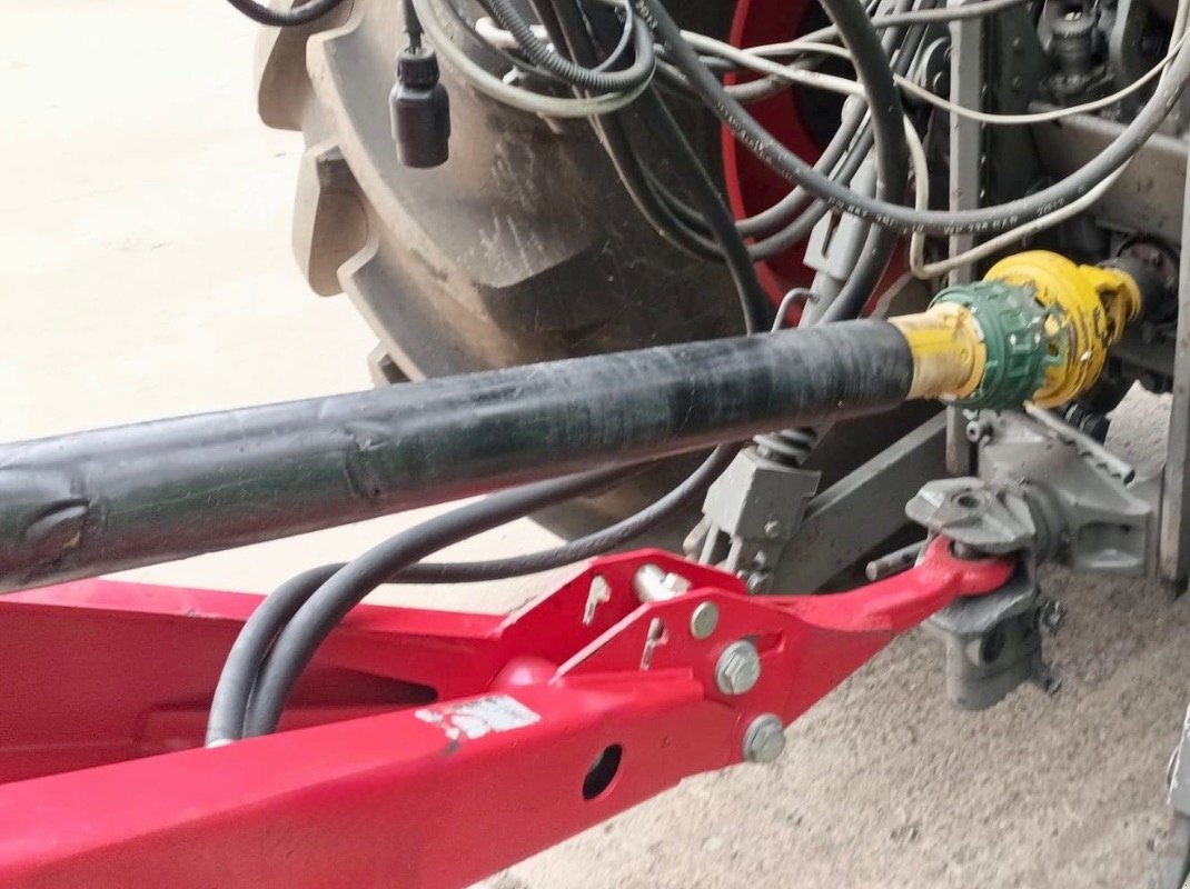 Rundballenpresse of the type Lely Welger RP245 + Elho 1820 Inliner, Gebrauchtmaschine in Liebenwalde (Picture 13)