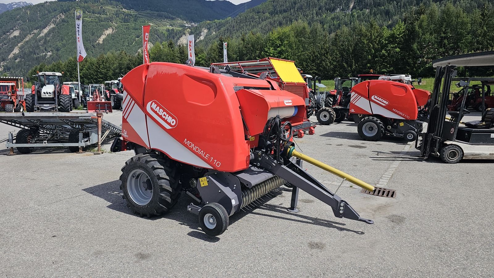Rundballenpresse des Typs Maschio Ballenpresse Mondiale 110 Alpin, Neumaschine in Ried im Oberinntal (Bild 3)