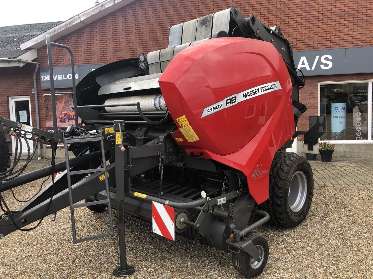 Rundballenpresse typu Massey Ferguson RB 4180 V XTRA, Gebrauchtmaschine v Videbæk (Obrázek 4)