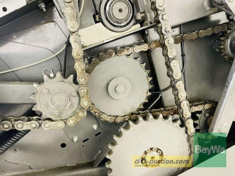 Rundballenpresse du type Massey Ferguson RB 4180 V XTRA, Vorführmaschine en Manching (Photo 8)