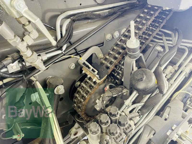 Rundballenpresse des Typs Massey Ferguson RB 4180 V XTRA, Vorführmaschine in Manching (Bild 16)