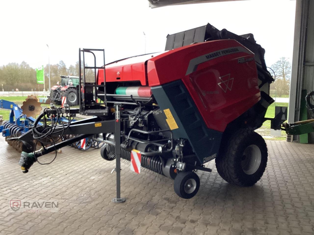 Rundballenpresse del tipo Massey Ferguson RB 4180V Xtra, Vorführmaschine In Sulingen (Immagine 2)