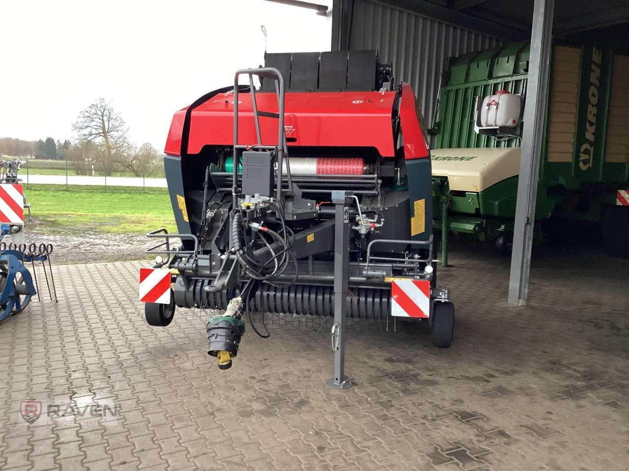 Rundballenpresse del tipo Massey Ferguson RB 4180V Xtra, Vorführmaschine In Sulingen (Immagine 3)