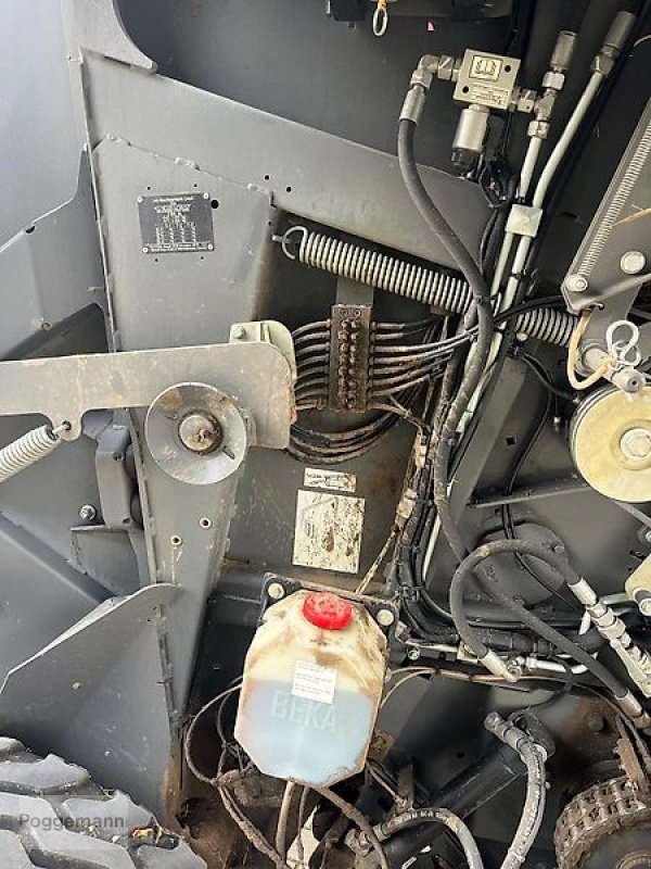 Rundballenpresse типа Massey Ferguson RB4180 V, Gebrauchtmaschine в Bad Iburg - Sentrup (Фотография 11)