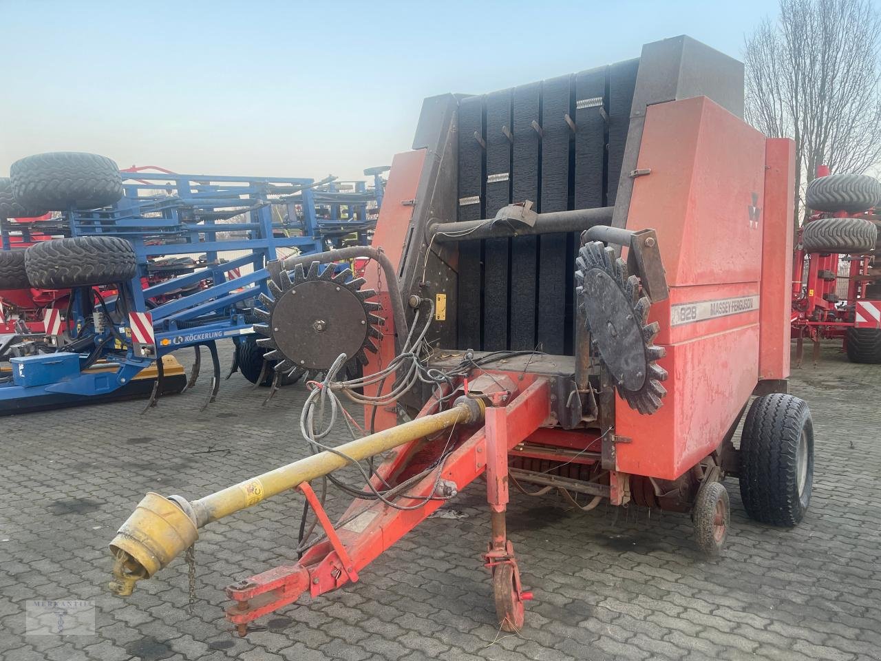 Rundballenpresse типа Massey Ferguson RBP 828, Gebrauchtmaschine в Pragsdorf (Фотография 2)