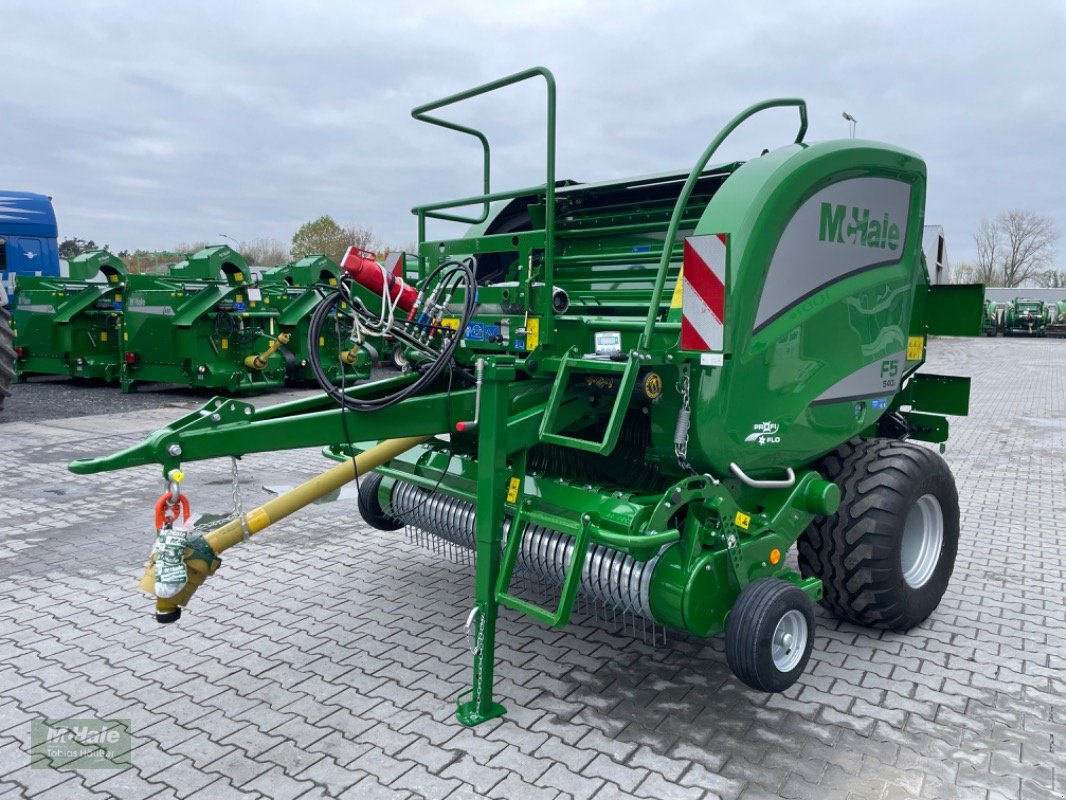 Rundballenpresse del tipo McHale F 5-540C Neues Modell 2024 / F5400C, Neumaschine en Borgholzhausen (Imagen 4)