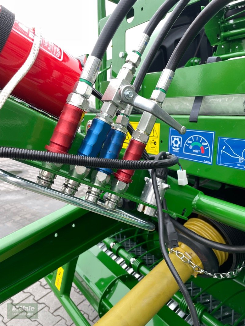 Rundballenpresse del tipo McHale F 5-540C Neues Modell 2024 / F5400C, Neumaschine en Borgholzhausen (Imagen 18)