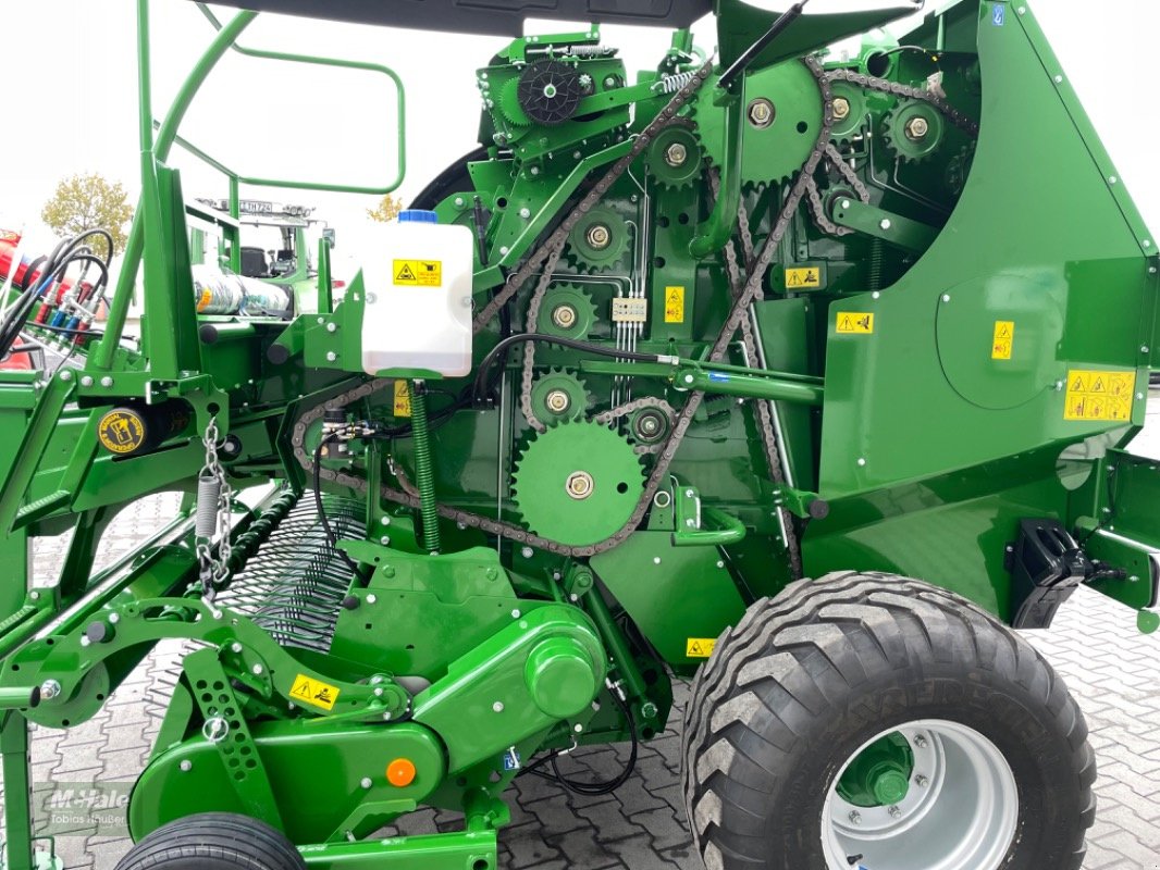 Rundballenpresse del tipo McHale F 5-540C Neues Modell 2024 / F5400C, Neumaschine en Borgholzhausen (Imagen 23)