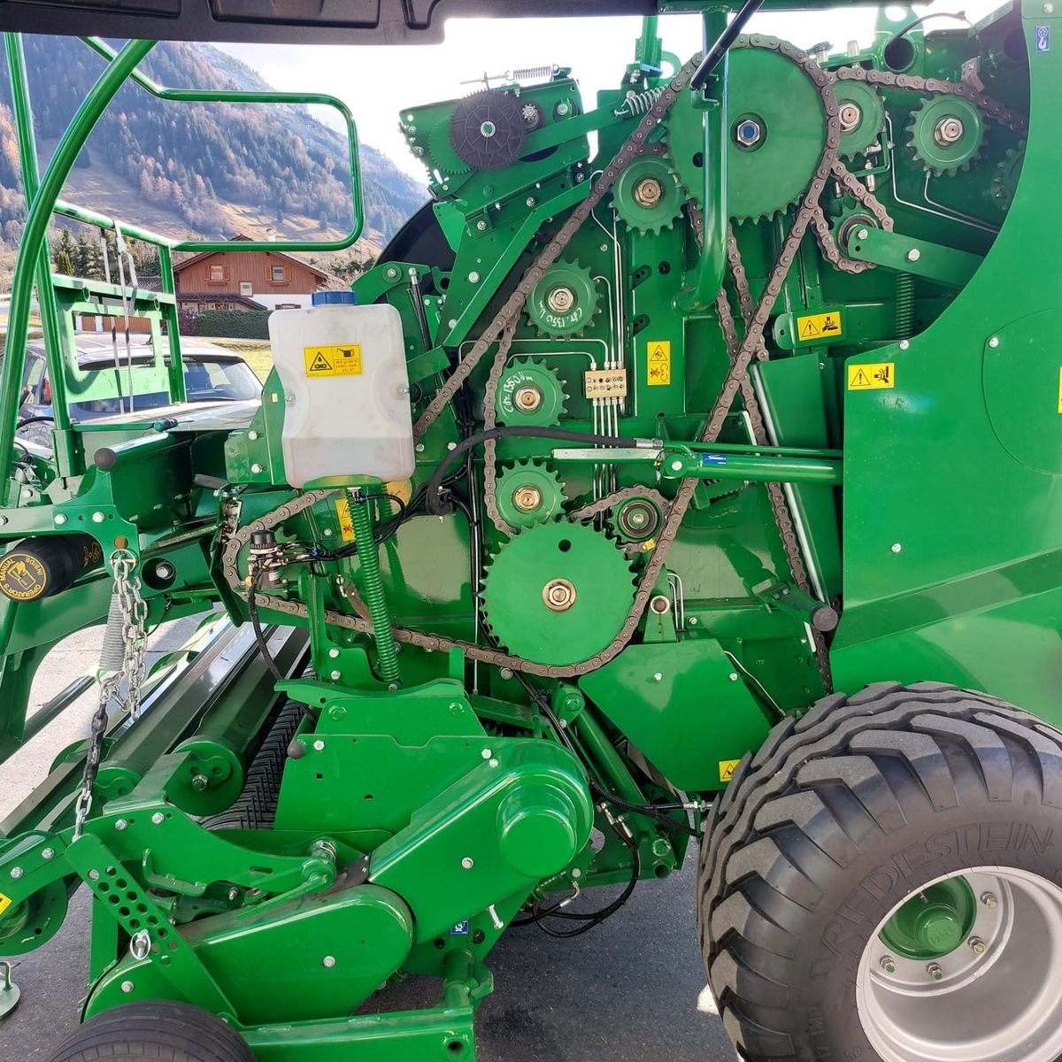 Rundballenpresse του τύπου McHale F 5400 C, Neumaschine σε Bergheim (Φωτογραφία 5)
