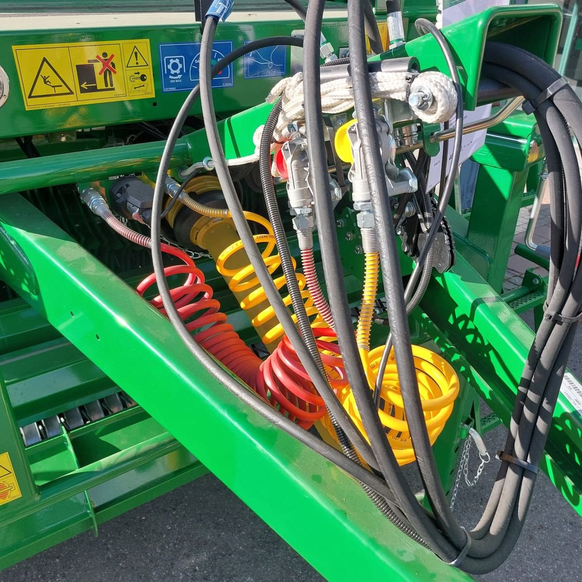 Rundballenpresse του τύπου McHale F 5400 C, Neumaschine σε Bergheim (Φωτογραφία 4)