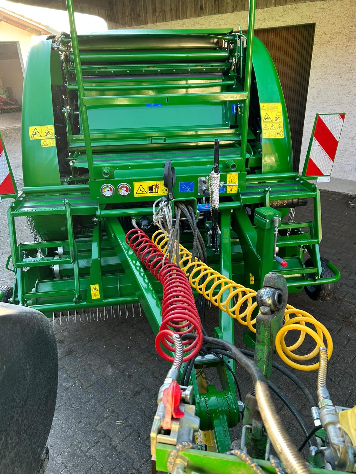 Rundballenpresse типа McHale F 5400 C, Gebrauchtmaschine в Windberg (Фотография 3)