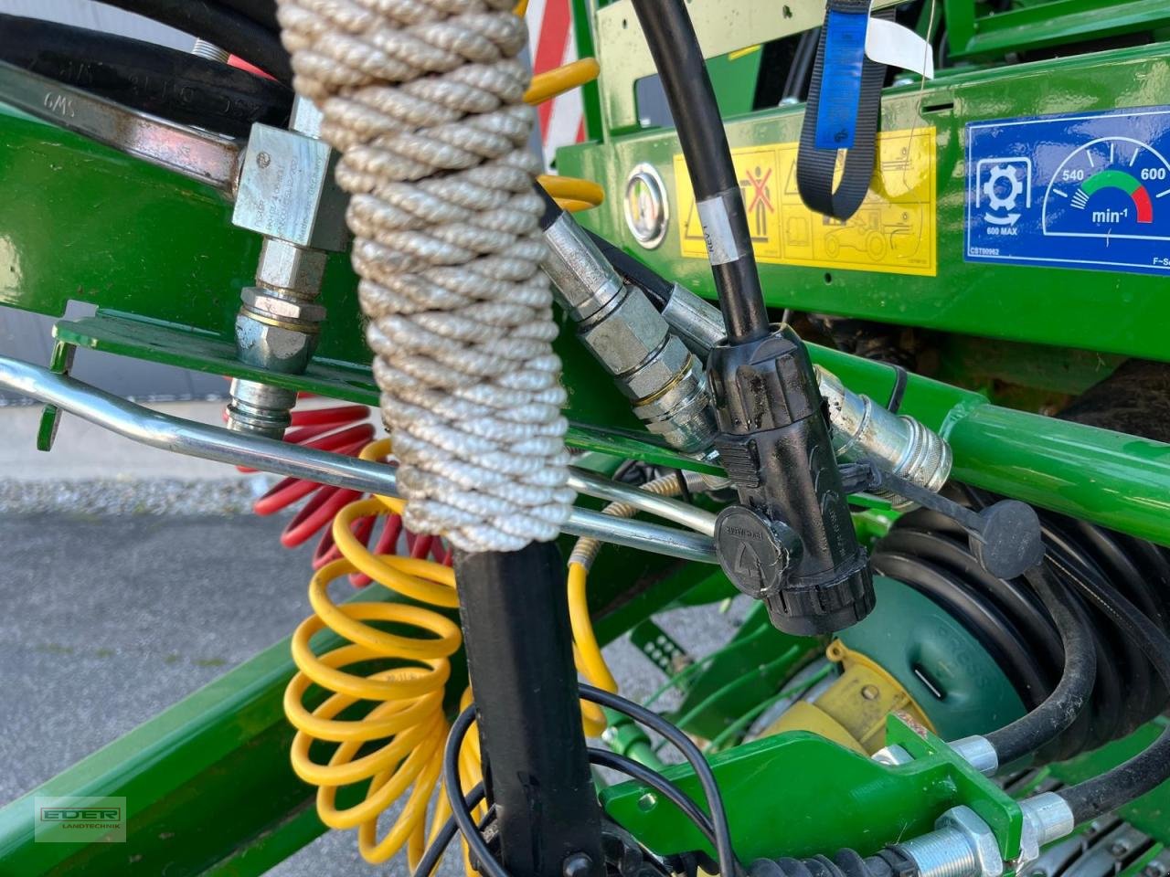 Rundballenpresse typu McHale F 5600, Vorführmaschine v Tuntenhausen (Obrázek 5)