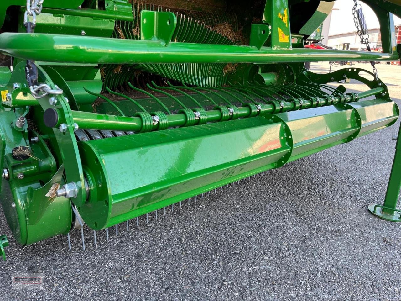 Rundballenpresse typu McHale F 5600, Vorführmaschine v Tuntenhausen (Obrázek 10)