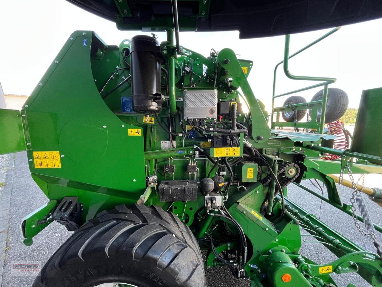 Rundballenpresse typu McHale F 5600, Vorführmaschine v Tuntenhausen (Obrázek 13)