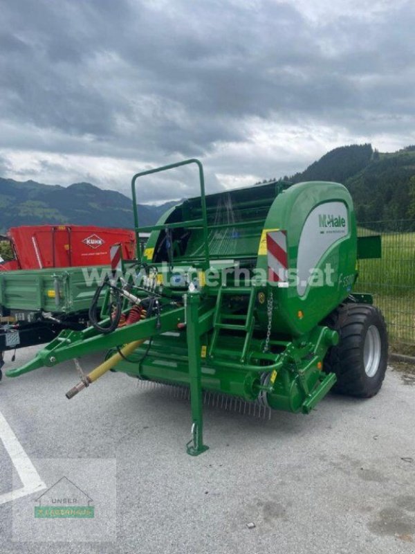 Rundballenpresse des Typs McHale F5500, Neumaschine in Schlitters (Bild 3)