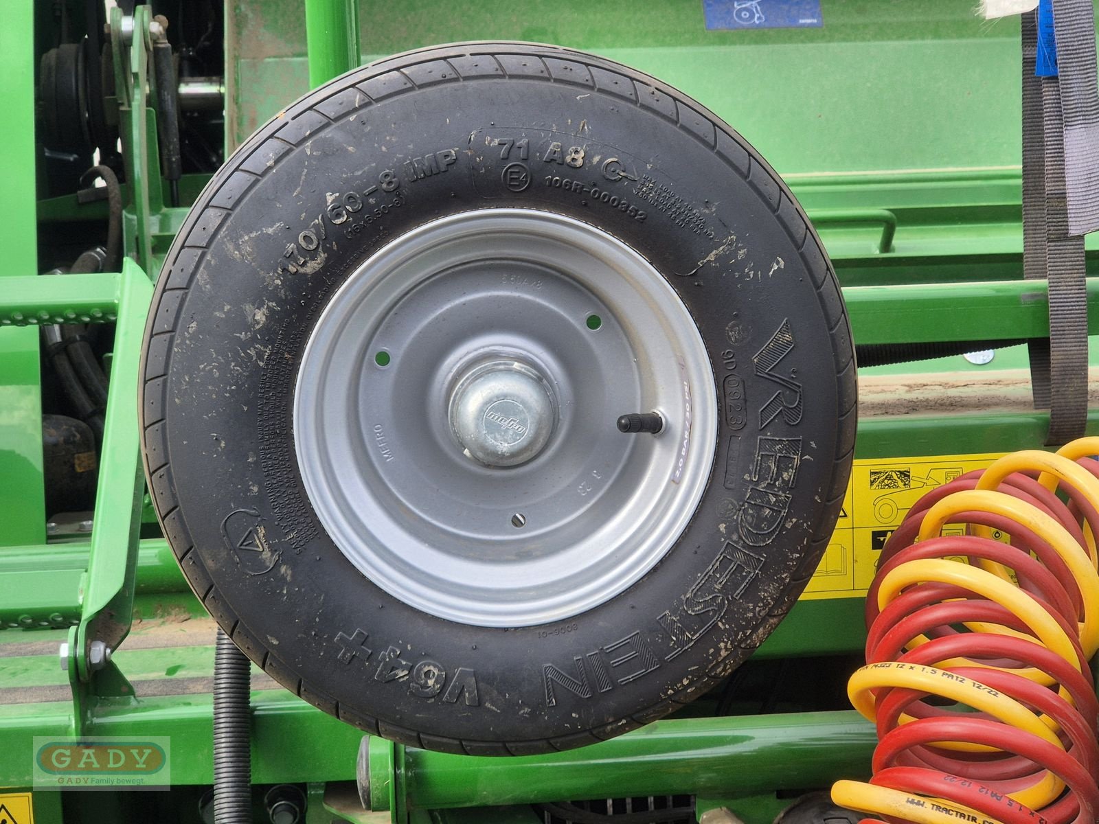 Rundballenpresse des Typs McHale F560 RUNDBALLENPRESSE, Gebrauchtmaschine in Lebring (Bild 9)