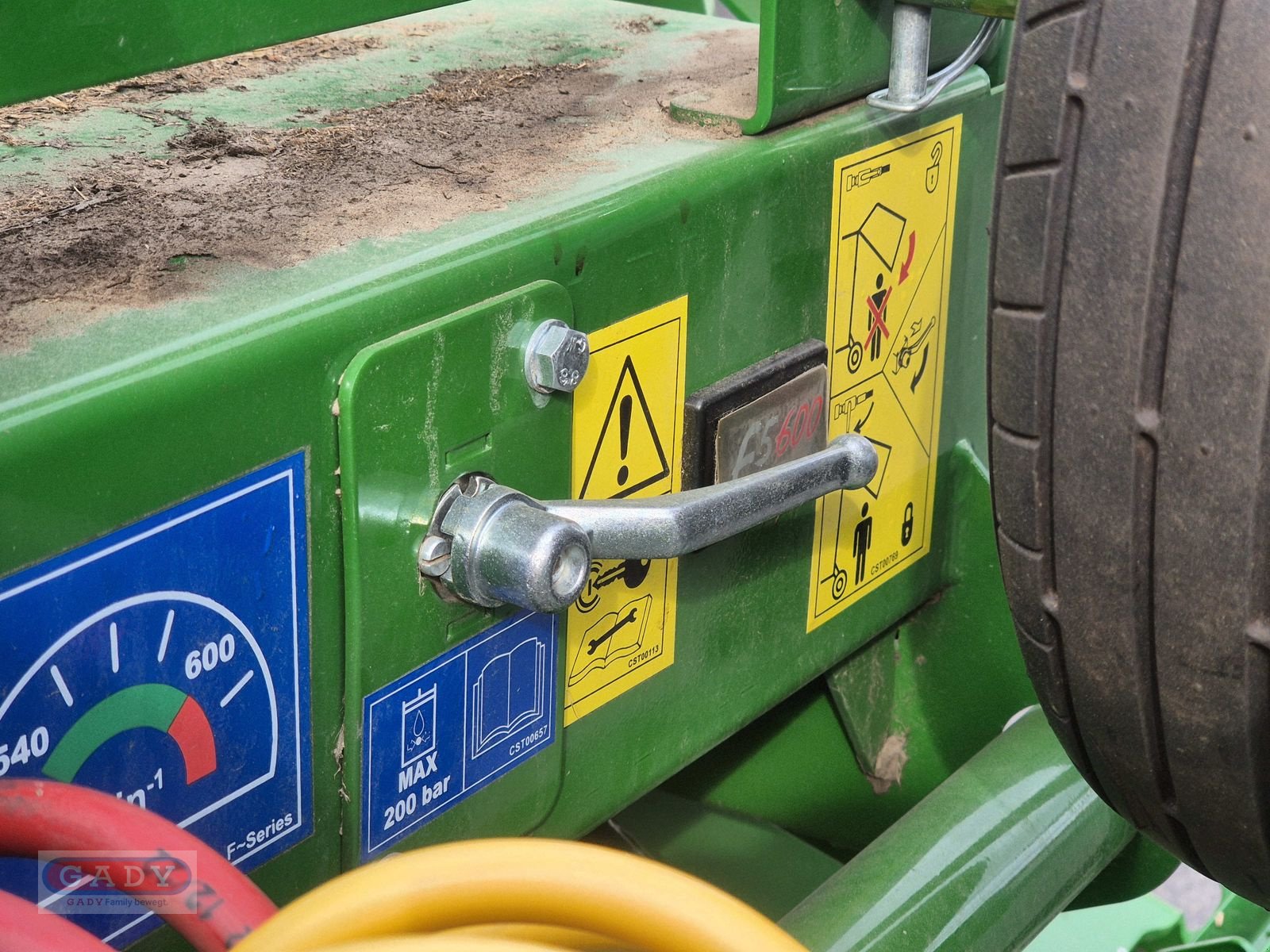 Rundballenpresse des Typs McHale F560 RUNDBALLENPRESSE, Gebrauchtmaschine in Lebring (Bild 10)