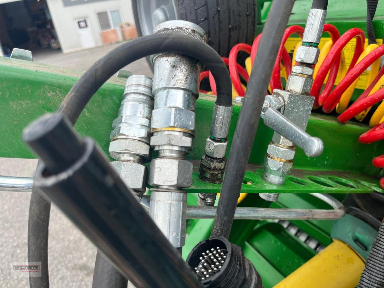 Rundballenpresse a típus McHale F5600, Gebrauchtmaschine ekkor: Tuntenhausen (Kép 9)