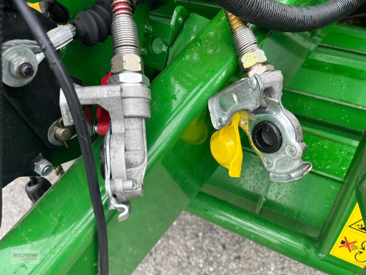 Rundballenpresse a típus McHale F5600, Gebrauchtmaschine ekkor: Tuntenhausen (Kép 10)