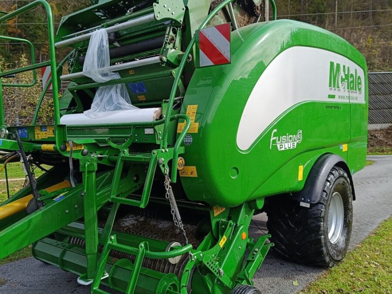 Rundballenpresse des Typs McHale Fusion 3 Plus, Gebrauchtmaschine in St. Johann (Bild 1)