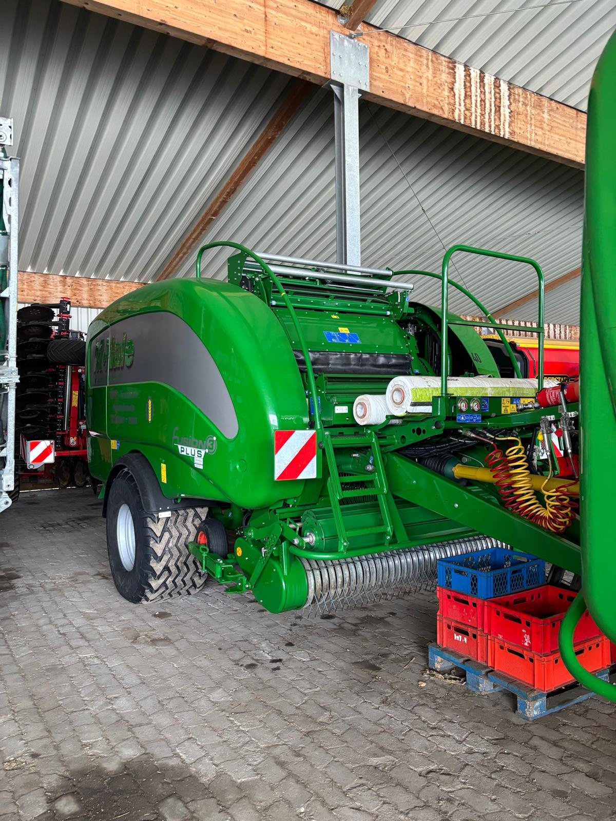 Rundballenpresse vrste McHale Fusion 3 Plus, Gebrauchtmaschine v Wiedergeltingen (Slika 2)