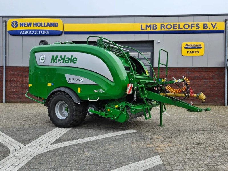 Rundballenpresse типа McHale Fusion 4 plus, Gebrauchtmaschine в BENNEKOM