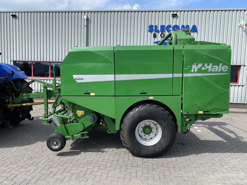 Rundballenpresse типа McHale FUSION, Gebrauchtmaschine в BOEKEL (Фотография 7)