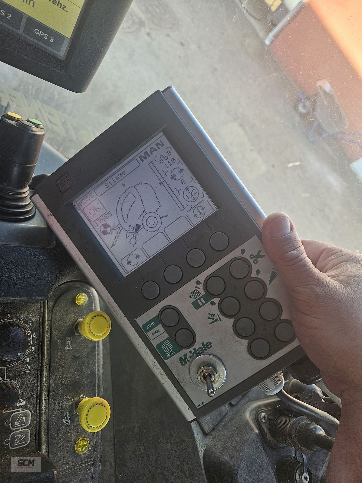 Rundballenpresse типа McHale V 660, Gebrauchtmaschine в St. Marein (Фотография 9)