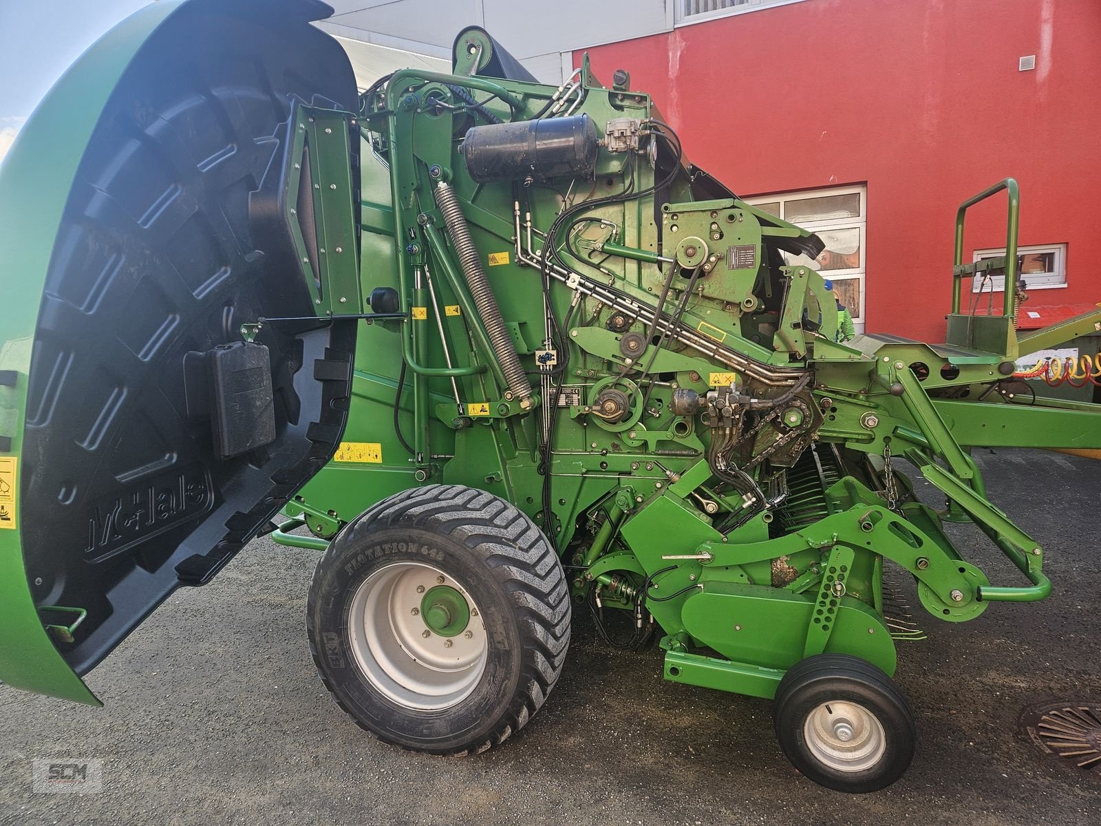 Rundballenpresse типа McHale V 660, Gebrauchtmaschine в St. Marein (Фотография 2)