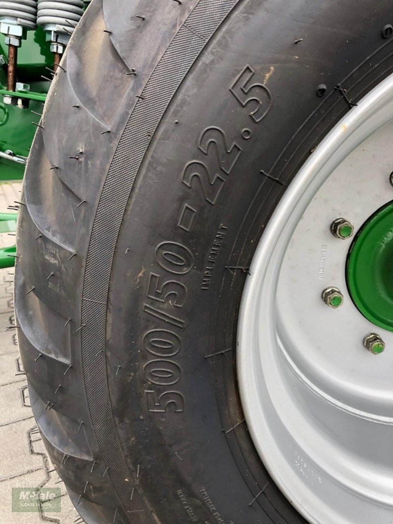 Rundballenpresse typu McHale V 6750 Variable Riemenpresse, Neumaschine v Borgholzhausen (Obrázek 11)