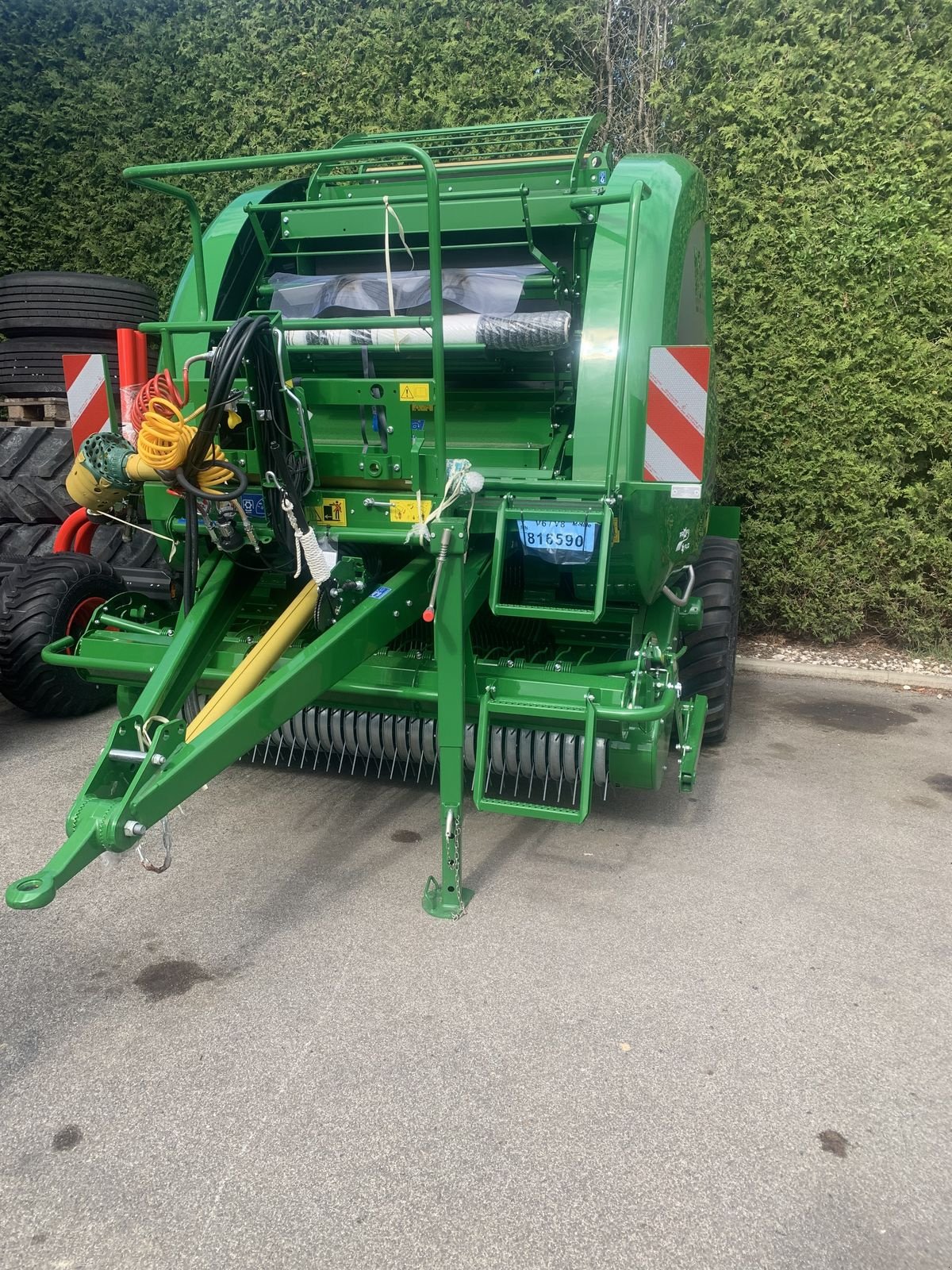 Rundballenpresse типа McHale V 6750, Gebrauchtmaschine в Gschwandt (Фотография 2)