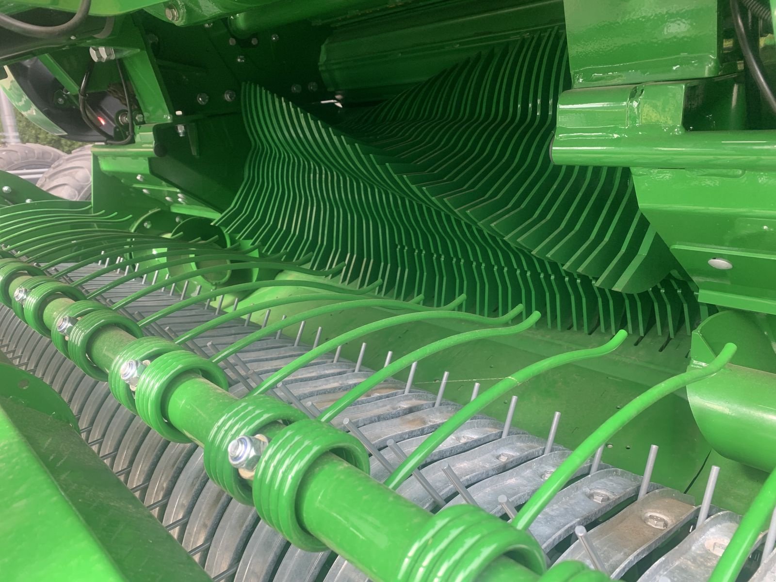 Rundballenpresse типа McHale V 6750, Gebrauchtmaschine в Gschwandt (Фотография 4)