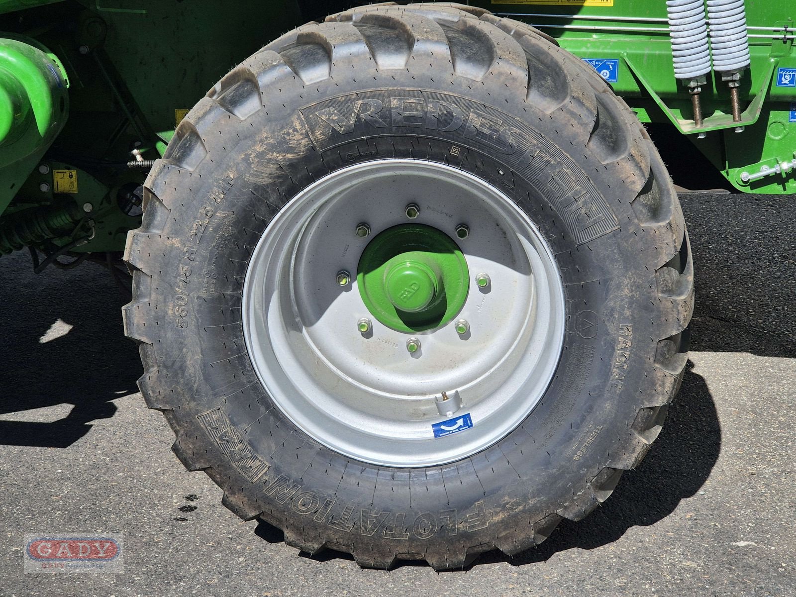 Rundballenpresse typu McHale V6 750 RUNDBALLENPRESSE, Vorführmaschine v Lebring (Obrázek 13)