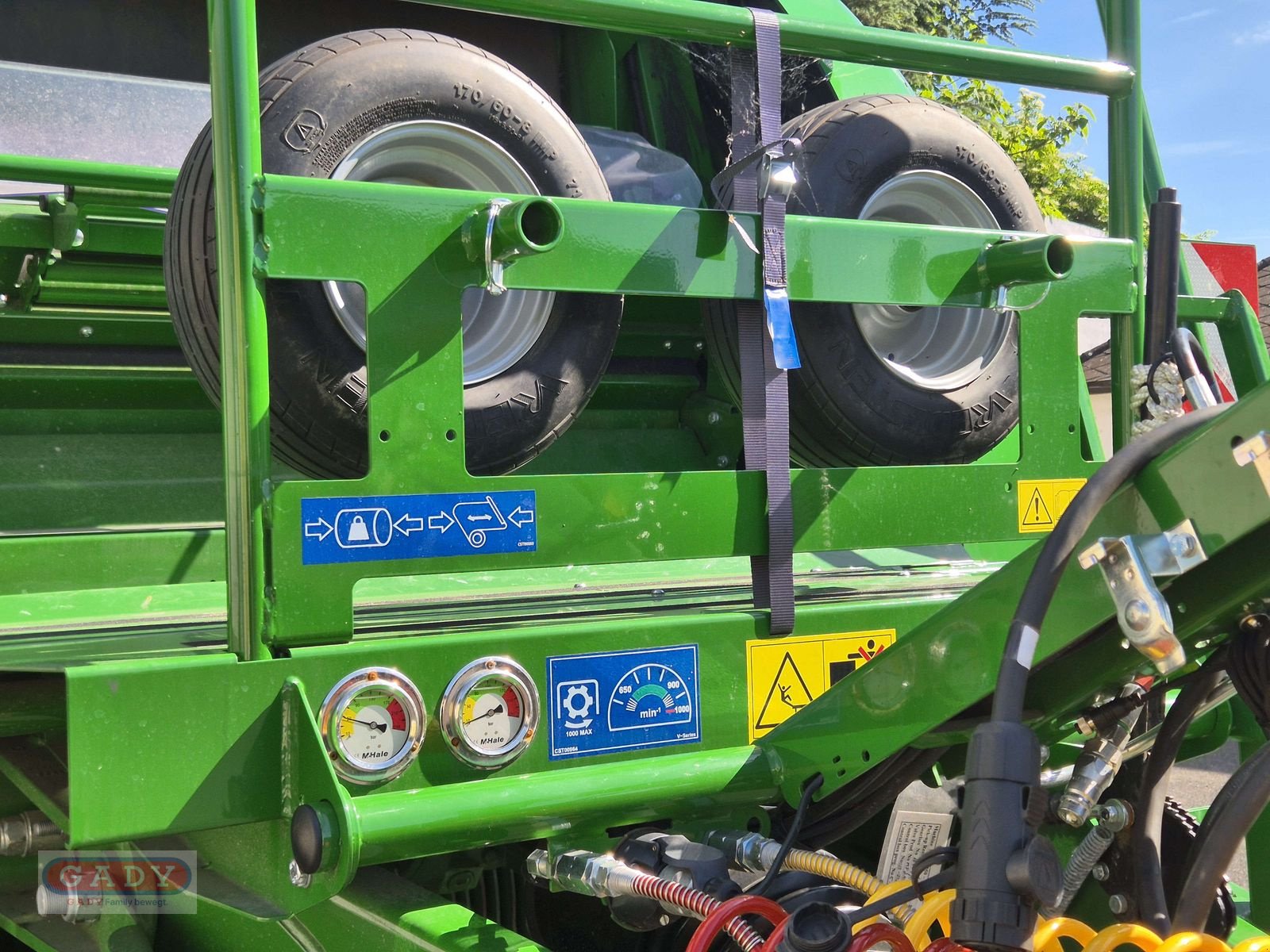 Rundballenpresse typu McHale V6 750 RUNDBALLENPRESSE, Vorführmaschine v Lebring (Obrázek 9)