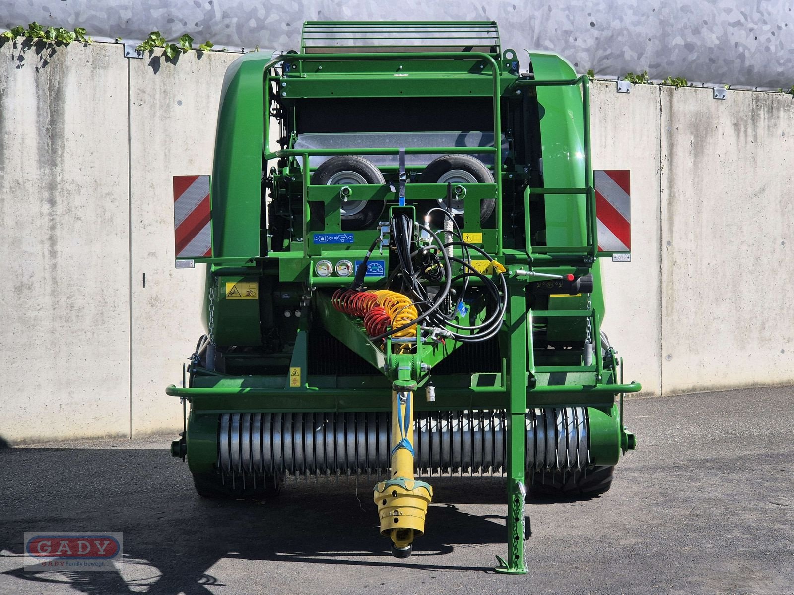 Rundballenpresse typu McHale V6 750 RUNDBALLENPRESSE, Vorführmaschine v Lebring (Obrázek 3)