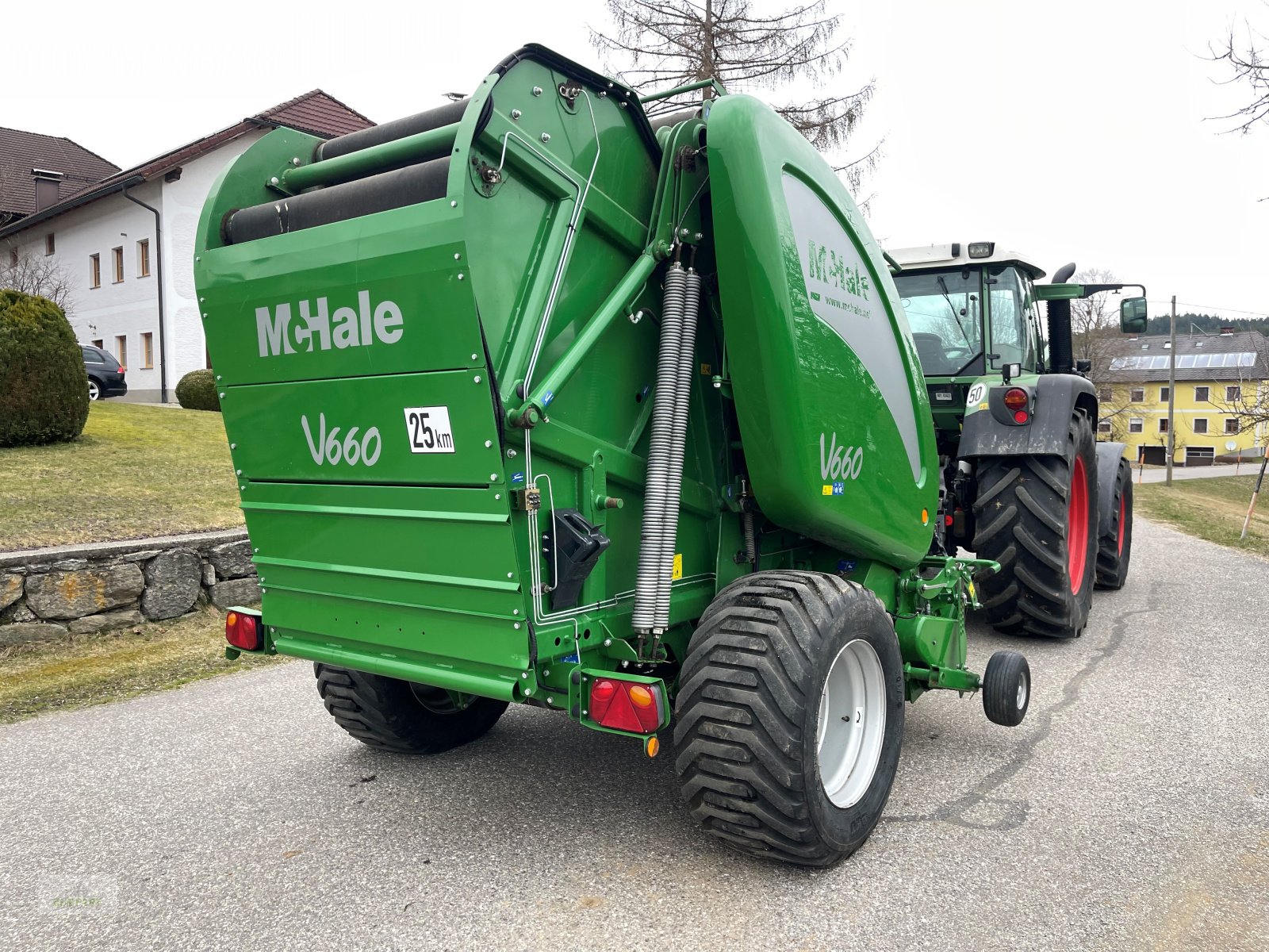 Rundballenpresse типа McHale V660, Gebrauchtmaschine в Bad Leonfelden (Фотография 2)