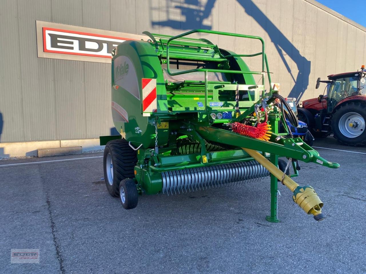 Rundballenpresse typu McHale V6750, Neumaschine v Tuntenhausen (Obrázek 3)