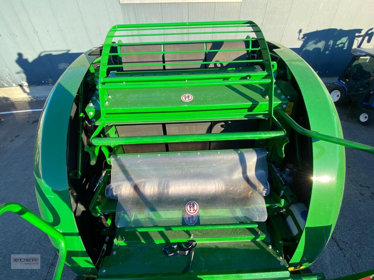 Rundballenpresse typu McHale V6750, Neumaschine v Tuntenhausen (Obrázek 16)