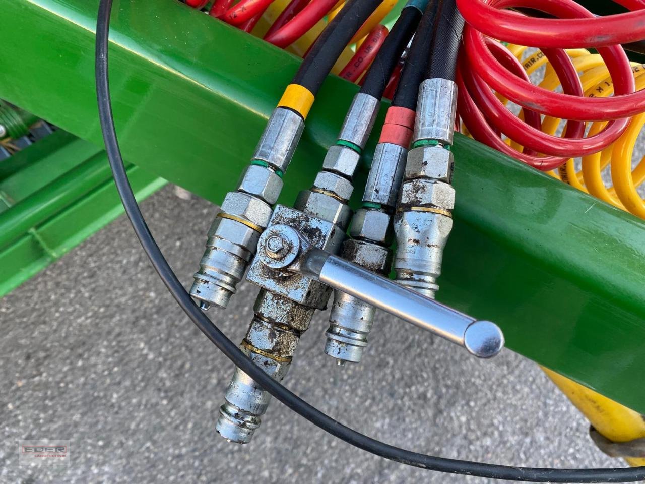 Rundballenpresse typu McHale V6750, Vorführmaschine v Tuntenhausen (Obrázek 10)