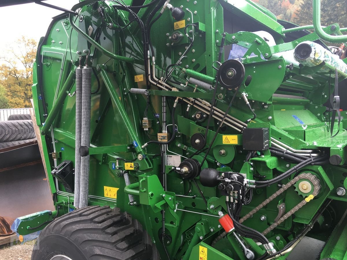 Rundballenpresse of the type McHale V6750, Neumaschine in Kaumberg (Picture 14)