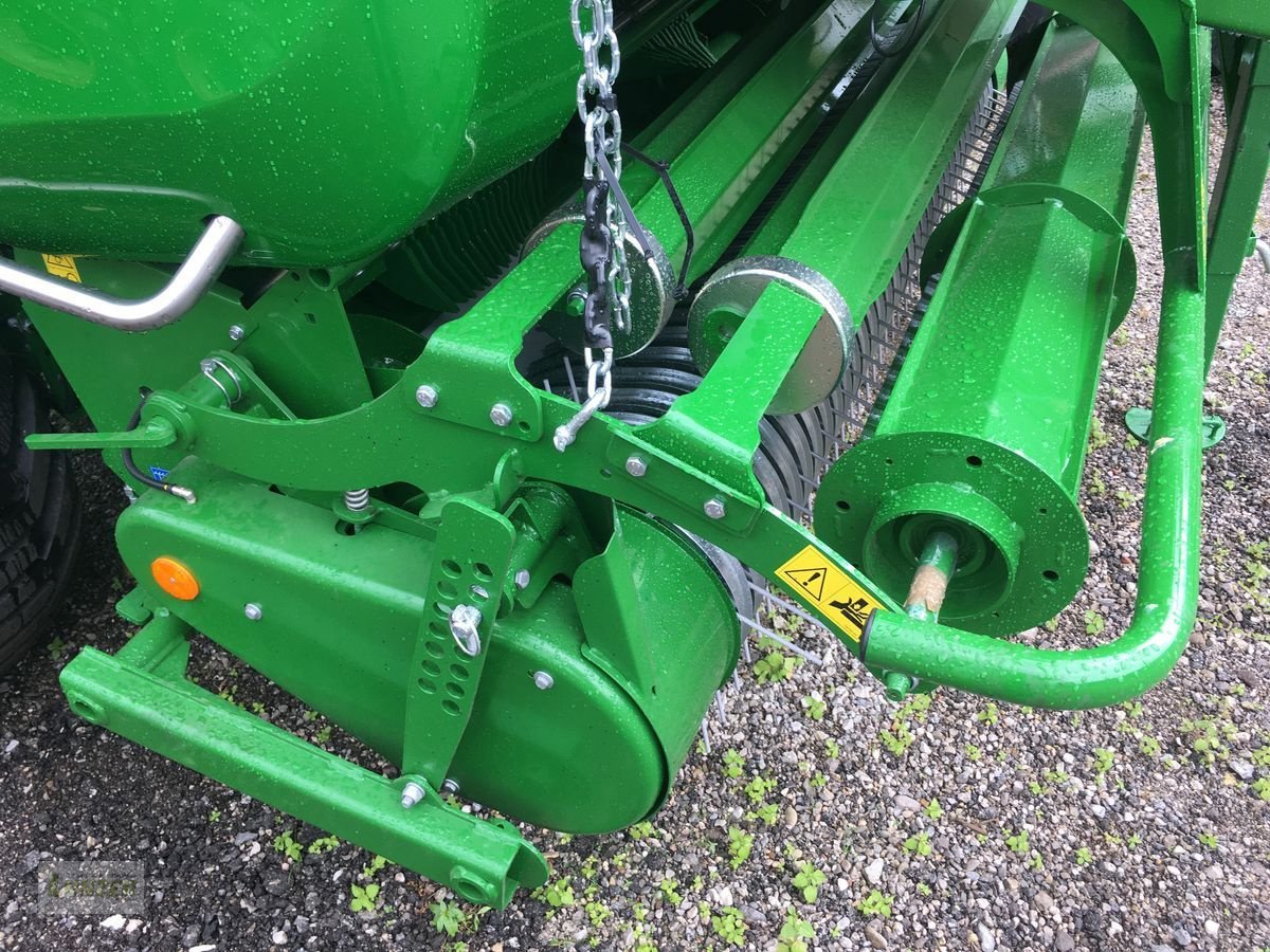 Rundballenpresse of the type McHale V6750, Neumaschine in Kaumberg (Picture 8)