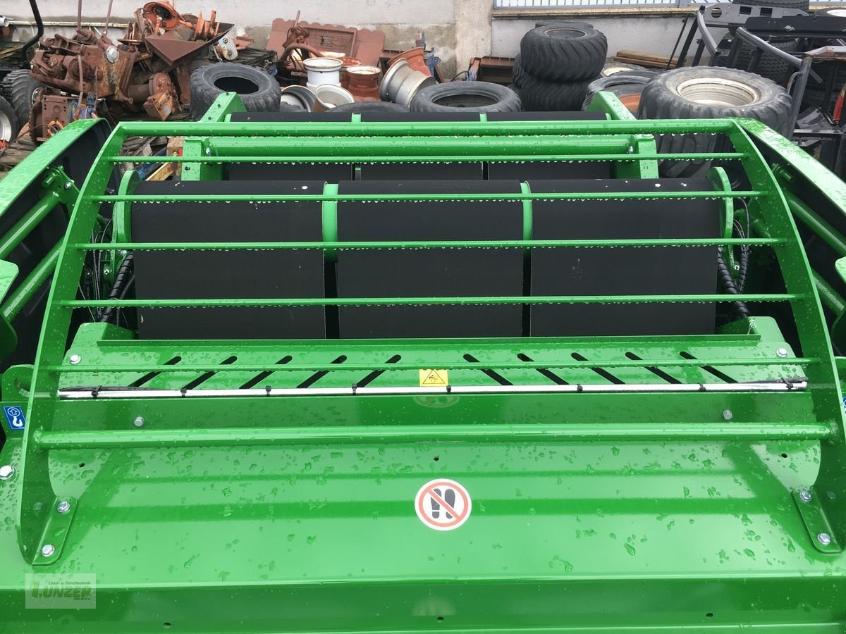 Rundballenpresse of the type McHale V6750, Neumaschine in Kaumberg (Picture 5)