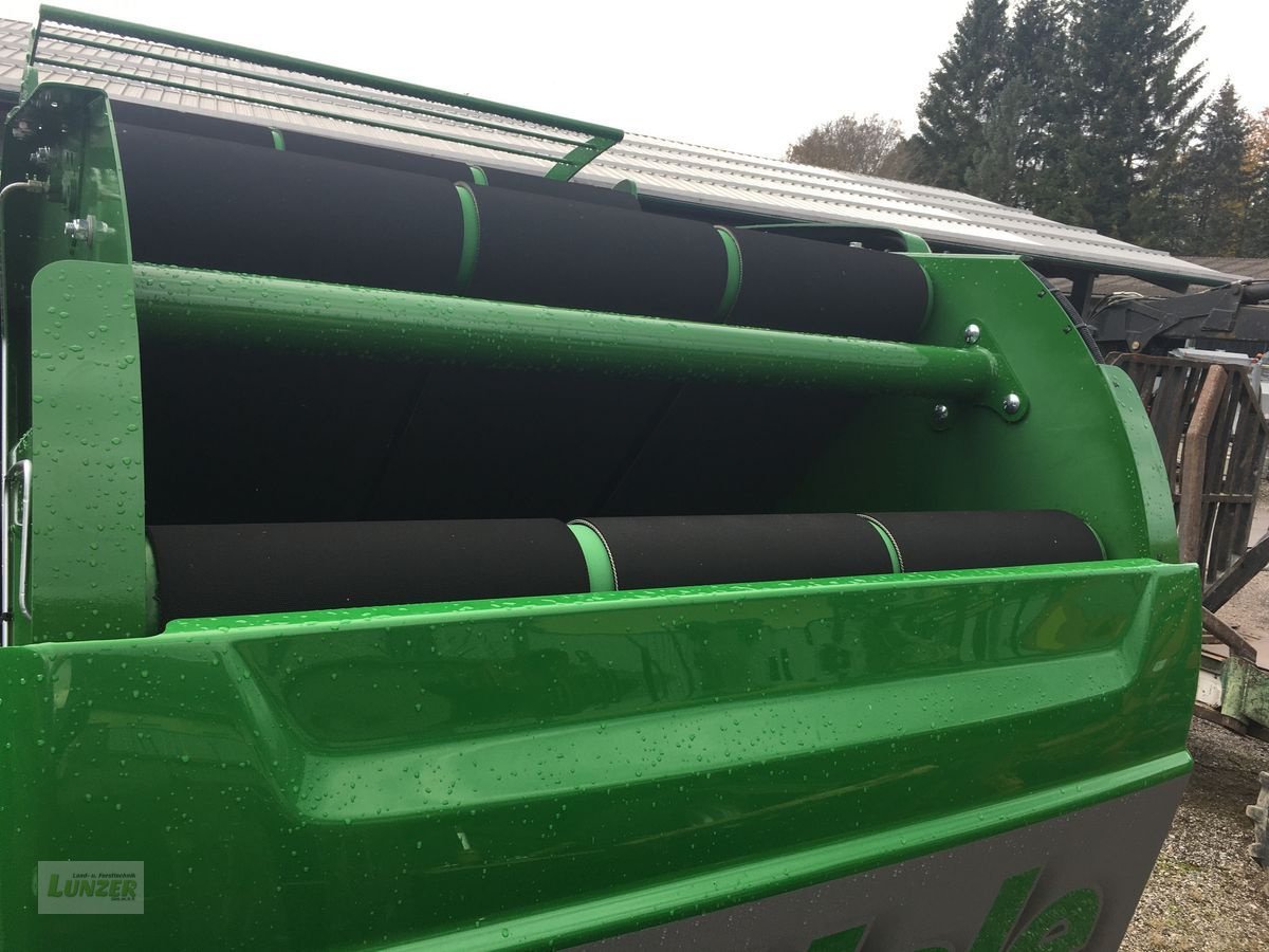 Rundballenpresse of the type McHale V6750, Neumaschine in Kaumberg (Picture 11)