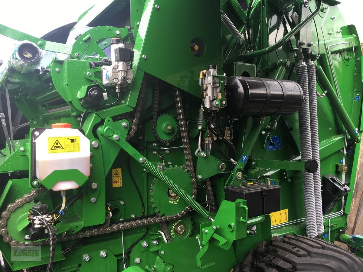 Rundballenpresse of the type McHale V6750, Neumaschine in Kaumberg (Picture 12)