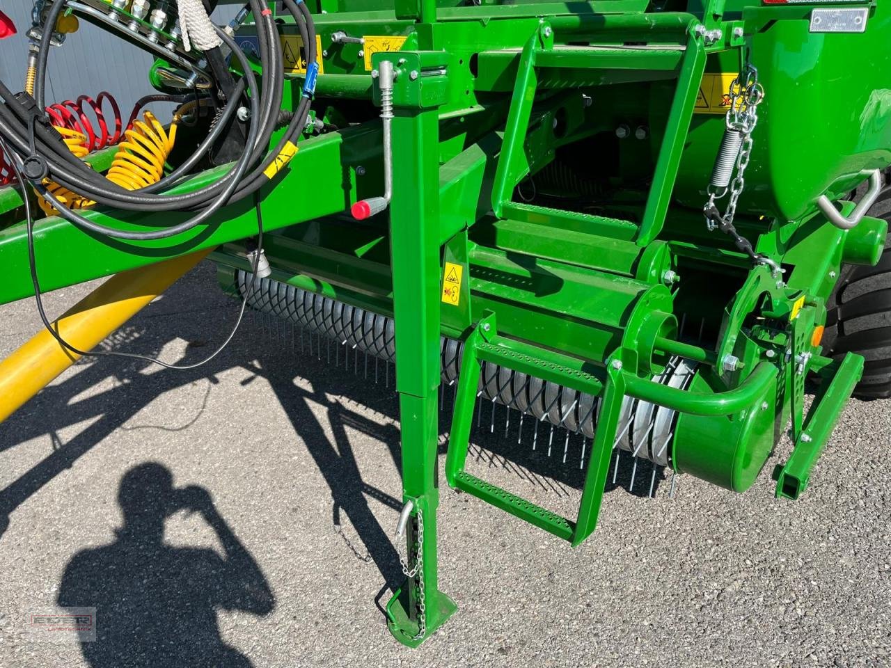 Rundballenpresse typu McHale V8950, Vorführmaschine v Tuntenhausen (Obrázek 18)