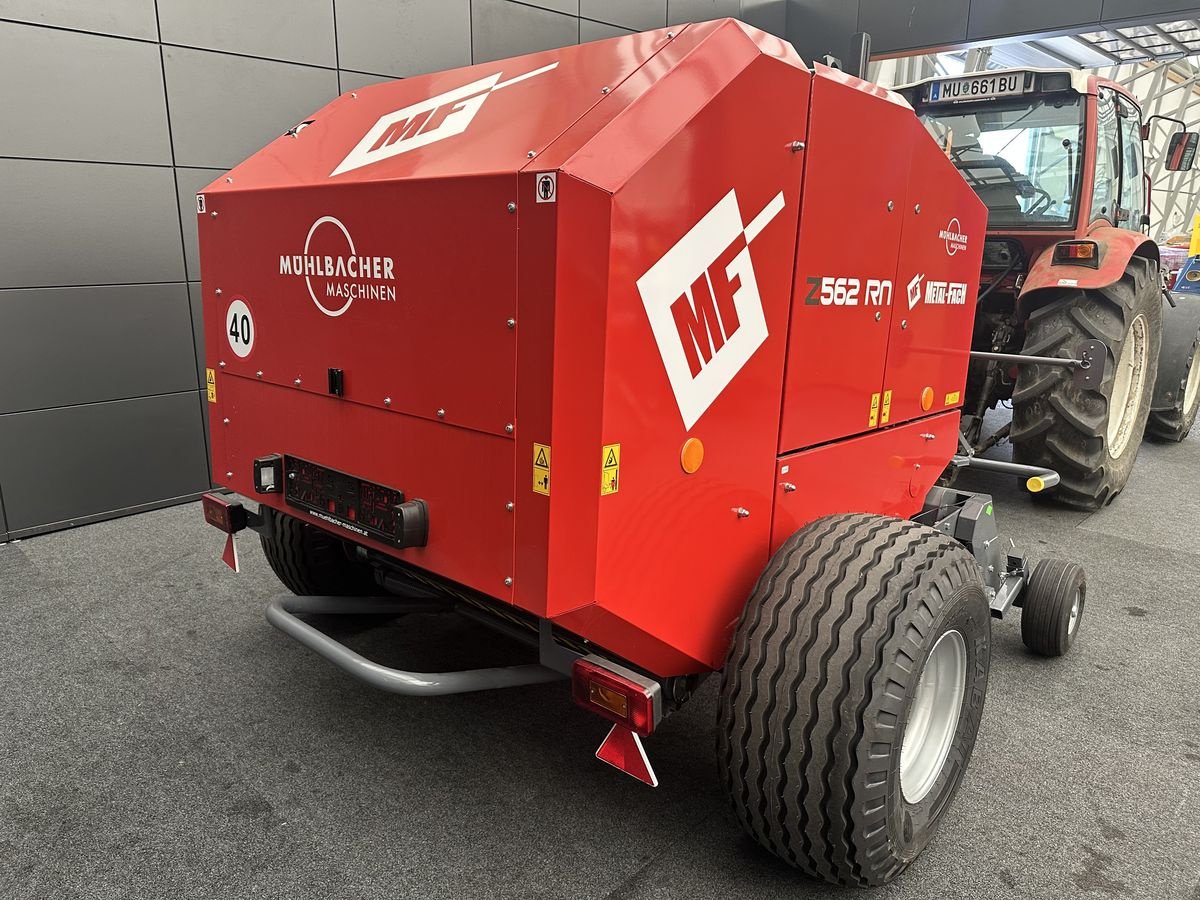 Rundballenpresse des Typs Metal-Fach Festkammer Rundballenpresse Z562RN, Neumaschine in Tamsweg (Bild 3)