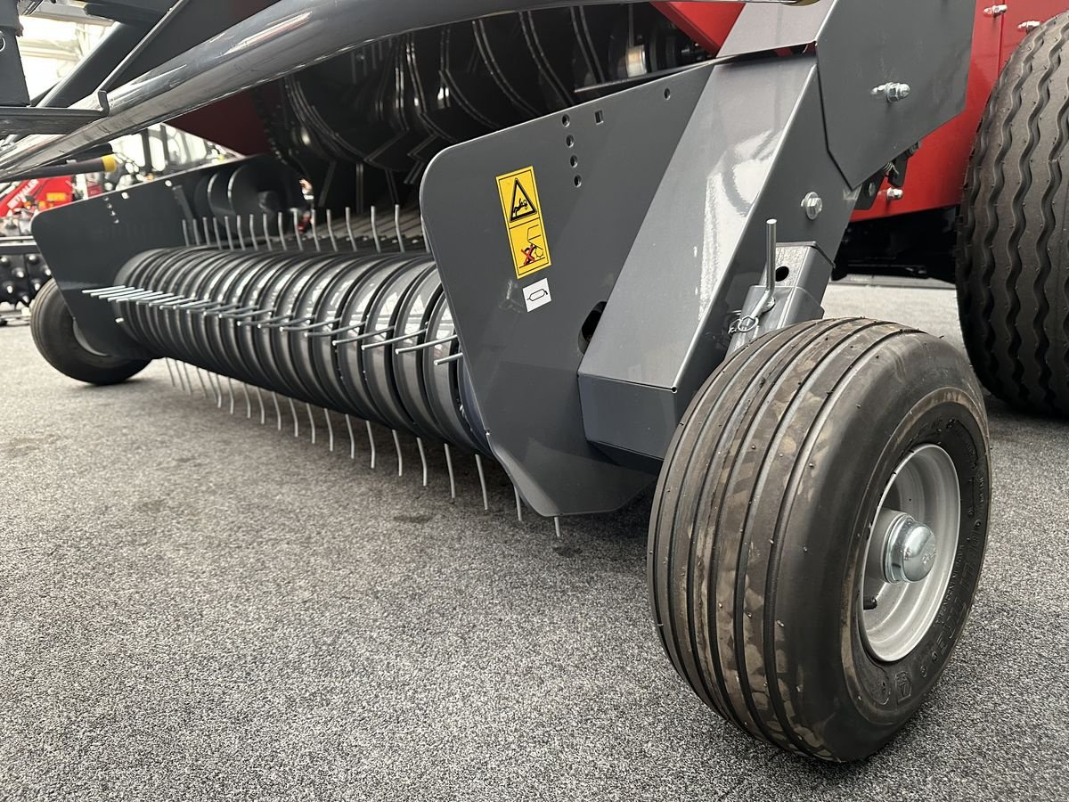 Rundballenpresse des Typs Metal-Fach Festkammer Rundballenpresse Z562RN, Neumaschine in Tamsweg (Bild 17)