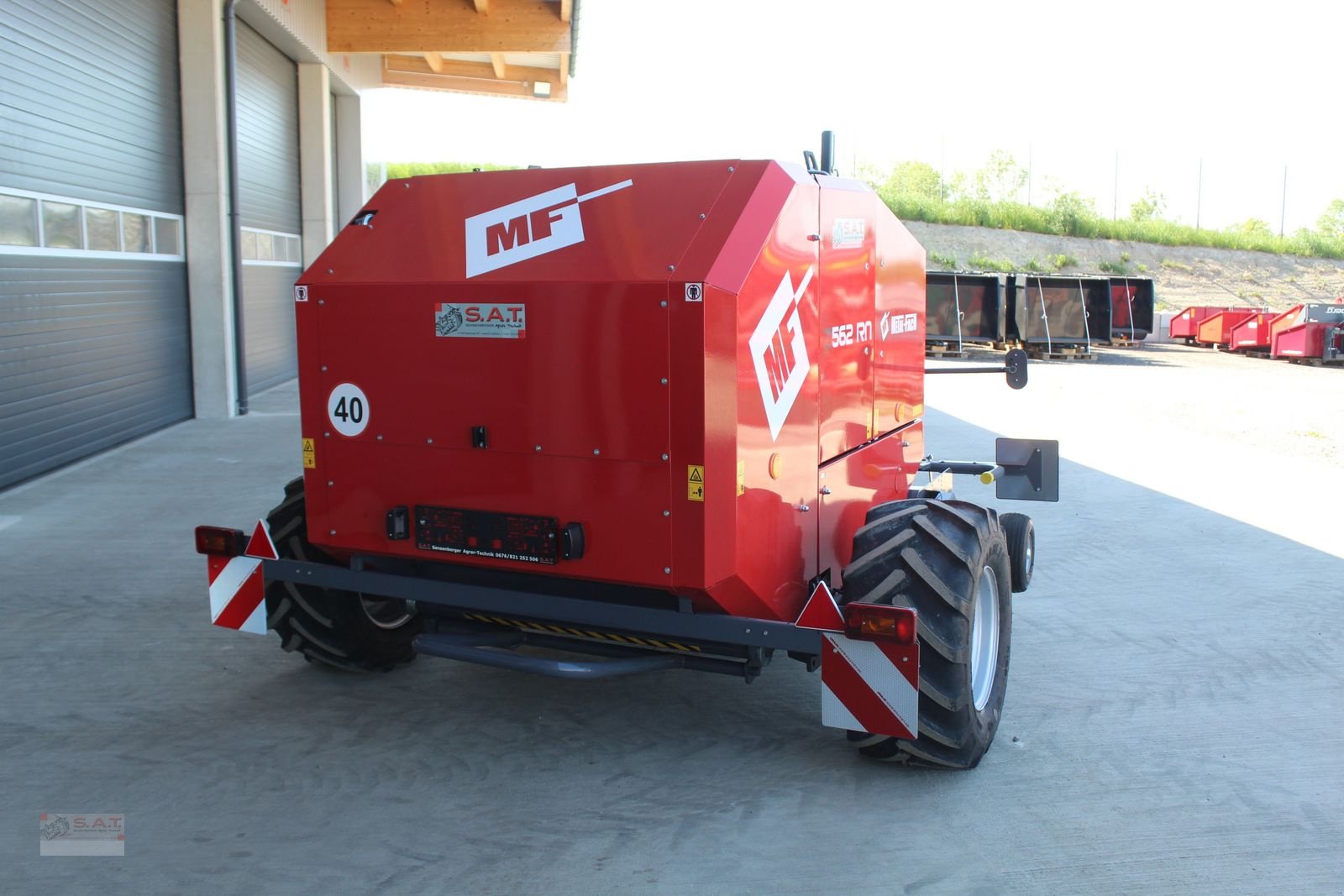 Rundballenpresse des Typs Metal-Fach RN 562-Bergprofi-Ballenpresse, Neumaschine in Eberschwang (Bild 3)